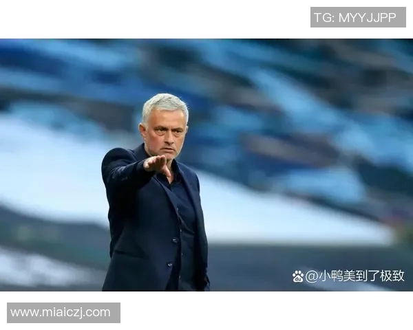 穆里尼奥怒斥欧足联罗马因争议点球惨遭淘汰